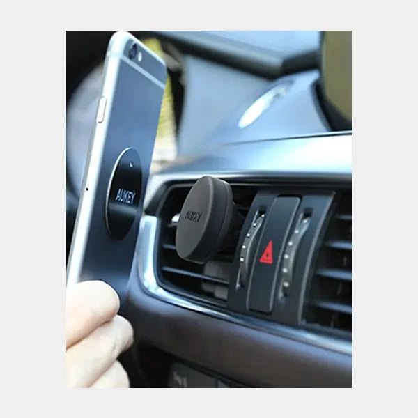 Aukey Magnetic Air Vent Phone Mount Black , HD-C5 BK in qatar