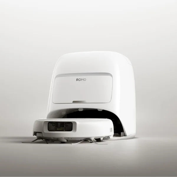 DJI ROMO S Robot Vacuum Cleaner in qatar