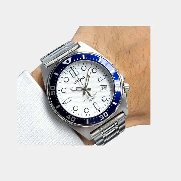 CASIO Men's Analog White Dial Watch - MTD-135D-7AVDF